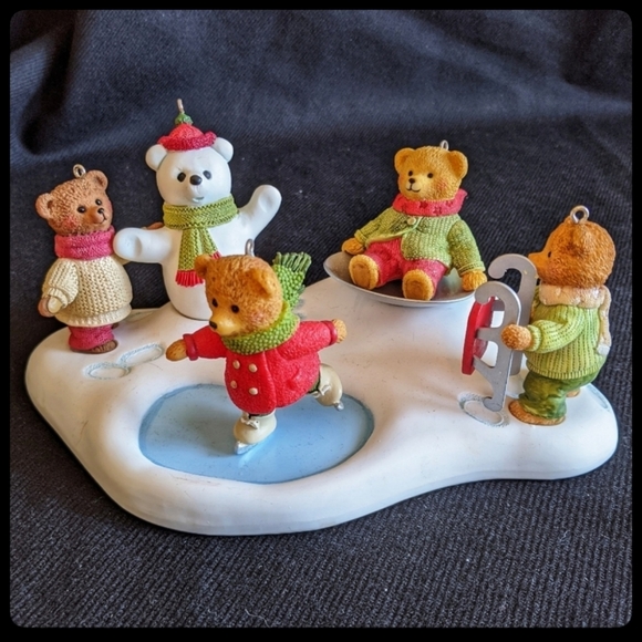 Hallmark Hollyday Hill Teddy Bear Ornament Set - Picture 1 of 16